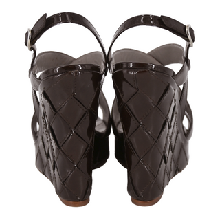 VALENTINO | Dark Brown Quilted Patent Sandals