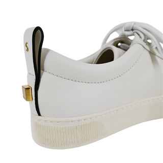 STUART WEITZMAN | Ivory Leather Low-Top Sneakers