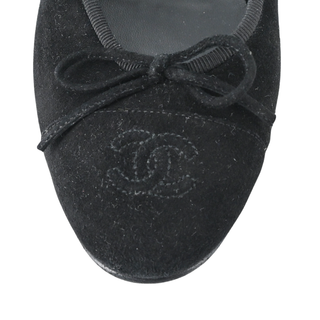 CHANEL | Black Suede CC Ballet Flats