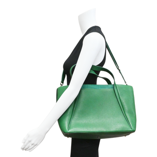 AKRIS | Kelly Green Leather Shoulder Bag