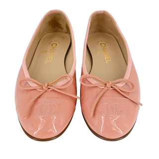 CHANEL | CC Pink Patent Ballet Flats