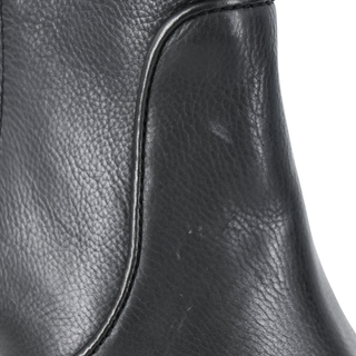 VERONICA BEARD | Black Water-Repellent Heeled Booties