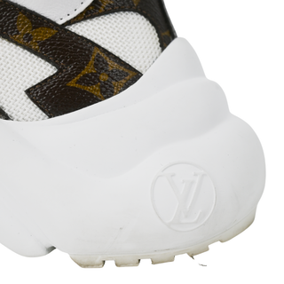 LOUIS VUITTON | LV Archlight Sneakers