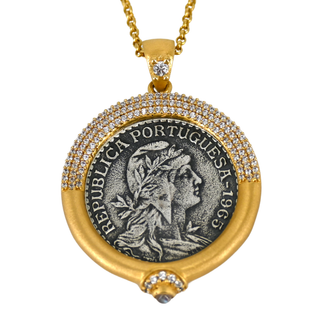 TAT 2 | Escudo Coin Pendant Necklace