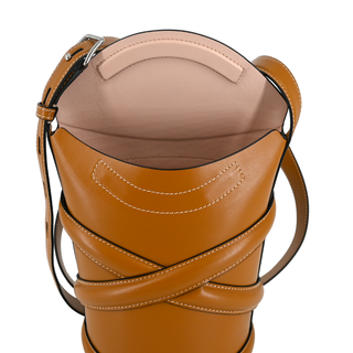 ALEXANDER MCQUEEN | Curve Leather Bucket Bag