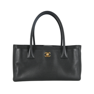 CHANEL | Black Executive Cerf Leather Tote