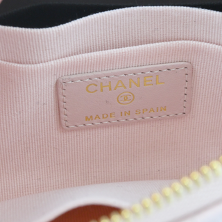 CHANEL | Light Pink Caviar Zip Pouch