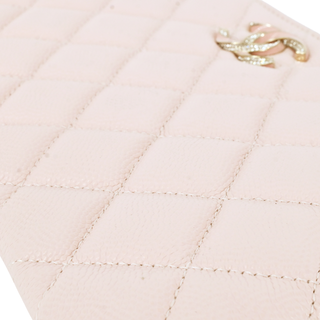 CHANEL | Light Pink Caviar Zip Pouch