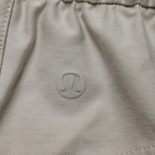 LULULEMON | Light Utilitech Cargo Crop Pants