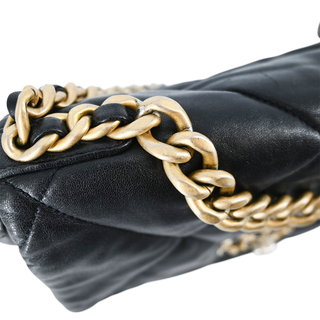 CHANEL | Black Quilted CC 19 Flap Handbag