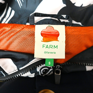 FARM RIO | Toucan Graphic Windbreaker Jacket