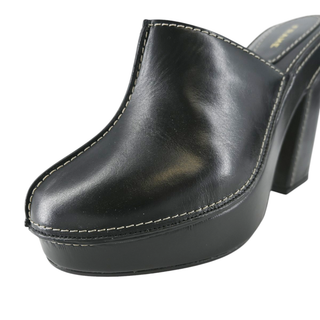 FRAME | Elio Black Leather Clogs