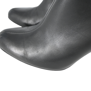 GUCCI | GG Leather Ankle Zip Booties