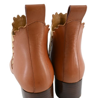 CHLOE | Tan Leather Scalloped-Trim Ankle Booties