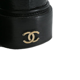 CHANEL | Crackled Leather Shearling-Trim CC Booties