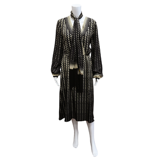 GUCCI | Printed Scarf Wrap Dress