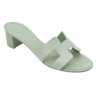 HERMES | Oasis Mint Leather Sandal Mules