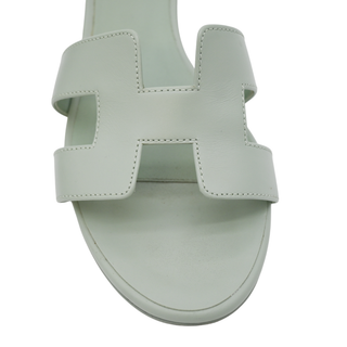 HERMES | Oasis Mint Leather Sandal Mules