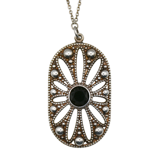 TIFFANY & CO | Ziegfeld Daisy Pendant Necklace