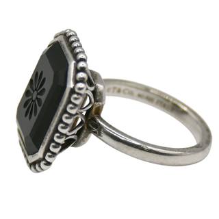 TIFFANY & CO | Ziegfeld Black Onyx Daisy Ring