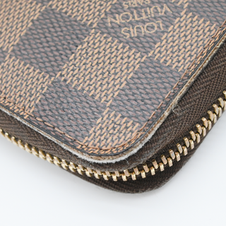 LOUIS VUITTON | Damier Ebene Zippy Organizer Wallet