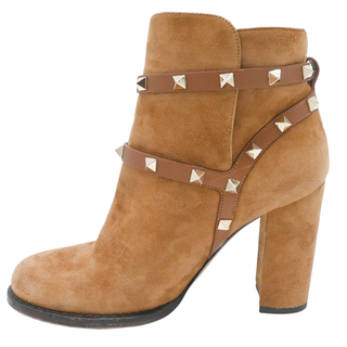 VALENTINO | Strappy Tan Rockstud Suede Booties