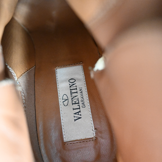 VALENTINO | Strappy Tan Rockstud Suede Booties