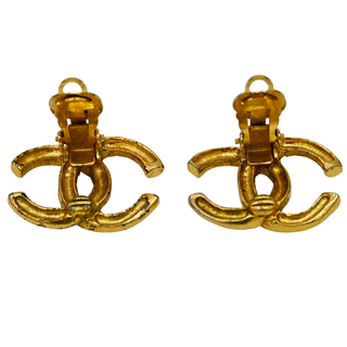 CHANEL | Textured CC Clip-On Earrings