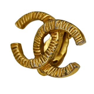 CHANEL | Textured CC Clip-On Earrings