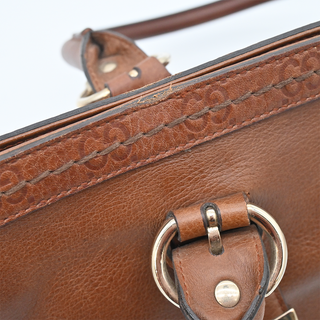 GUCCI | GG Signature Signoria Tan Leather Shoulder Bag