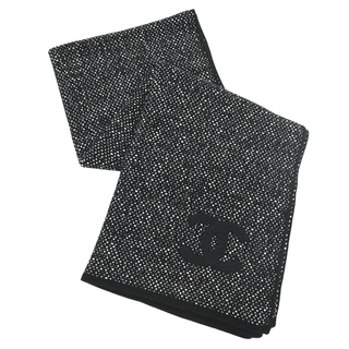 CHANEL | CC Black & White Knit Scarf