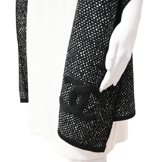 CHANEL | CC Black & White Knit Scarf