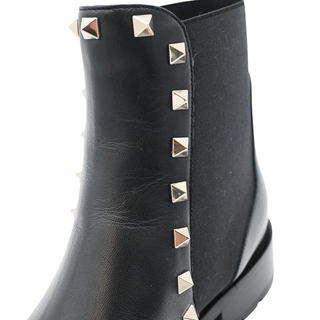 VALENTINO | Black Leather Rockstud Ankle Booties