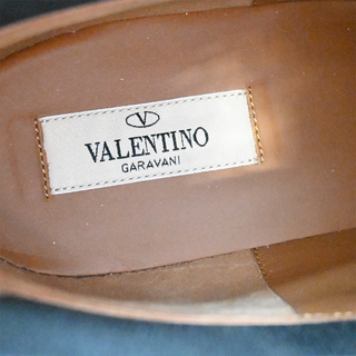 VALENTINO | Black Leather Rockstud Ankle Booties