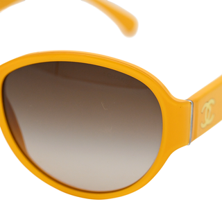 CHANEL | Sunflower Yellow CC Round Sunglasses