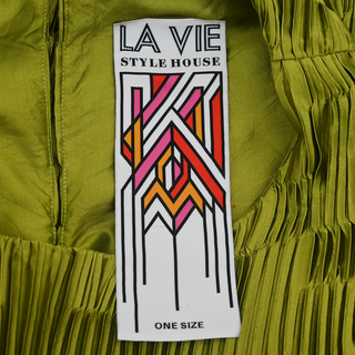 LA VIE STYLE HOUSE | Bright Olive Pleated Geometric Dress