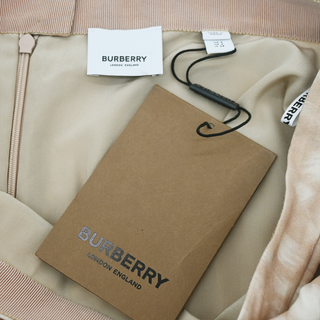 BURBERRY | Soft Fawn Deer Print Pleated Skirt