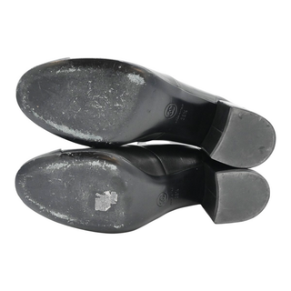 CHANEL | Black Leather Zip Booties