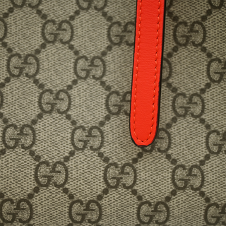 GUCCI | GG Emblem Medium Tote Bag