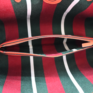 GUCCI | GG Emblem Medium Tote Bag