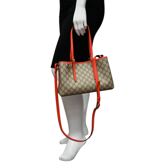 GUCCI | GG Emblem Medium Tote Bag