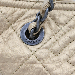 CHANEL | Gold Metallic Shopping in Moscow Tote Bag