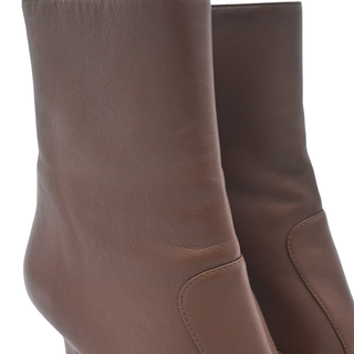 FENDI | Brown Leather FFreedom Zip Booties