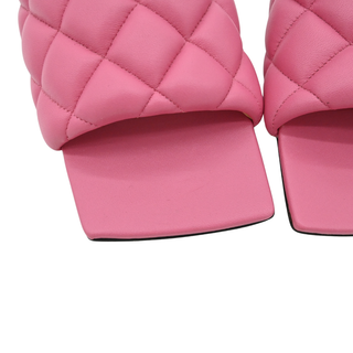 BOTTEGA VENETA | Pink Quilted Padded Leather Slides