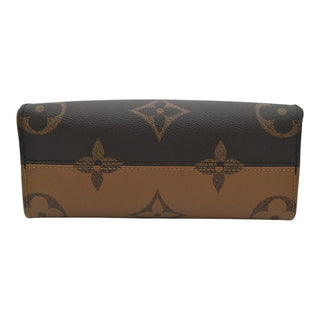 LOUIS VUITTON | OnTheGo PM Tote with Coin Pouch