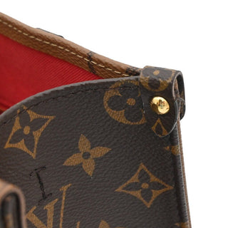 LOUIS VUITTON | OnTheGo PM Tote with Coin Pouch