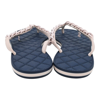 CHANEL | Navy Rubber Quilted Chain Colorblock Thong Sandals