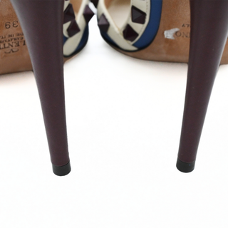 VALENTINO GARAVANI | Colorblock Rockstud Cage Pumps