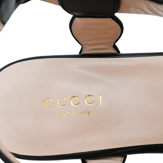 GUCCI | Willow Faux Pearl Black Leather T-Strap Sandals