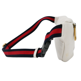 GUCCI | Small Grained Leather Logo Belt Bag